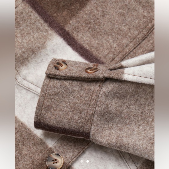 H&M Shacket - Picture 2 of 7